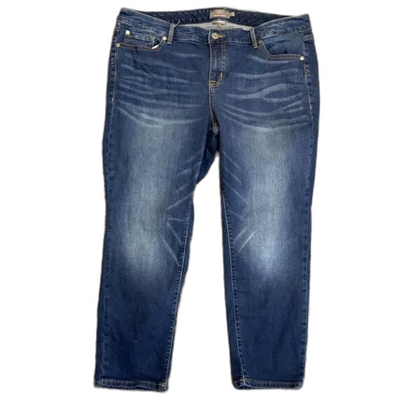 Torrid Boyfriend Straight Blue Darker Wash Mid-Rise Vintage Stretch Jeans Sz 18S - Picture 2 of 14